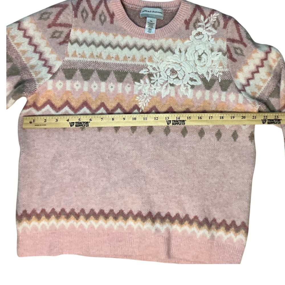 Pastel Fair Isle Cottagecore Sweater with Lace Floral Applique
Size PXL - Picture 6 of 6